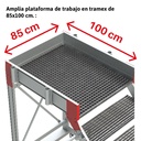 SY-T ESCALERA DE TRAMEX CON PLATAFORMA Y BASE CON RUEDAS. INCLINACION 45°