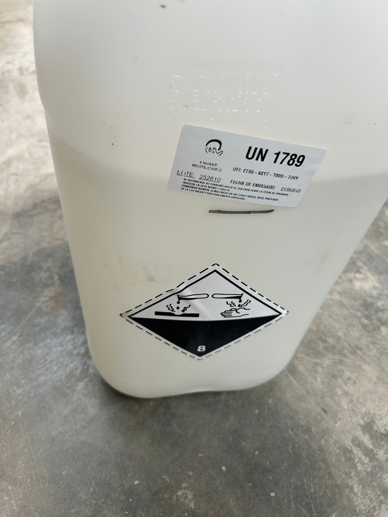 SALFUMANT, ACIDO CLORHIDRICO AL 30% GARRAFA 20 LITROS ENVASE INCLUIDO