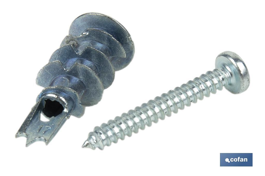 Imagen Adicional de Taco de Zamak metálico con tornillo DIN 7981 para Placas