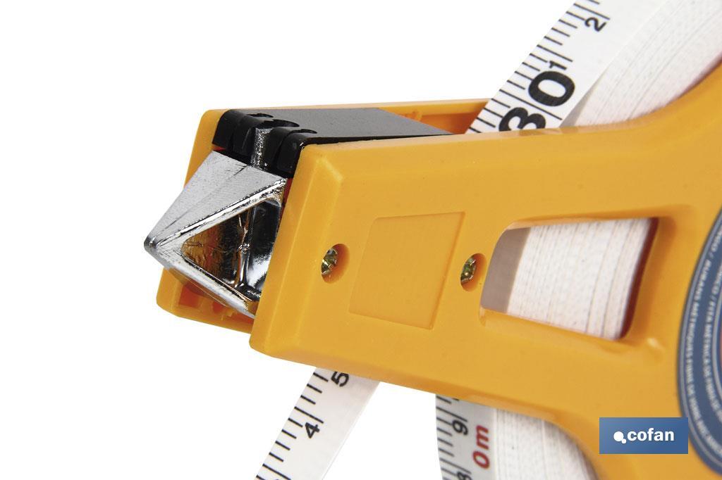 Imagen Adicional de Cinta métrica fibra de vidrio con mango