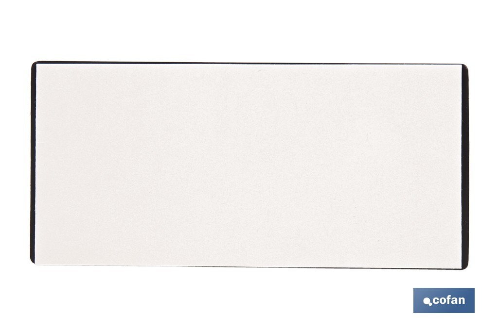 Imagen Adicional de Catadióptrico rectangular con adhesivo para poner en vehículos