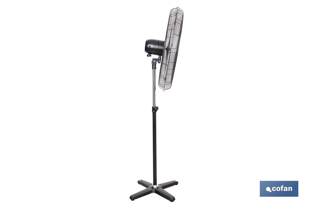 Imagen Adicional de Ventilador industrial de pie con 3 velocidades en color negro