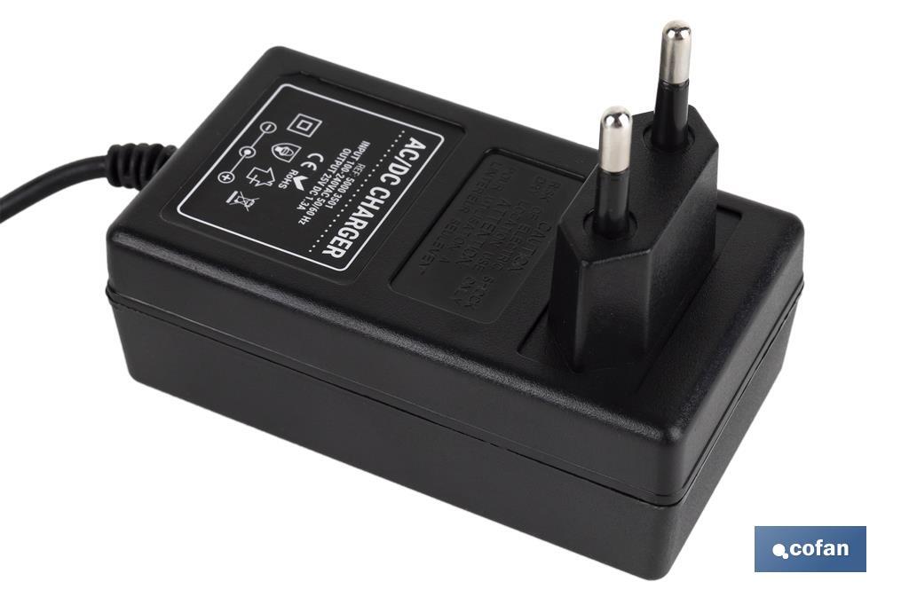 Imagen Adicional de Cargador de Batería para Tijeras de Podar Eléctricas