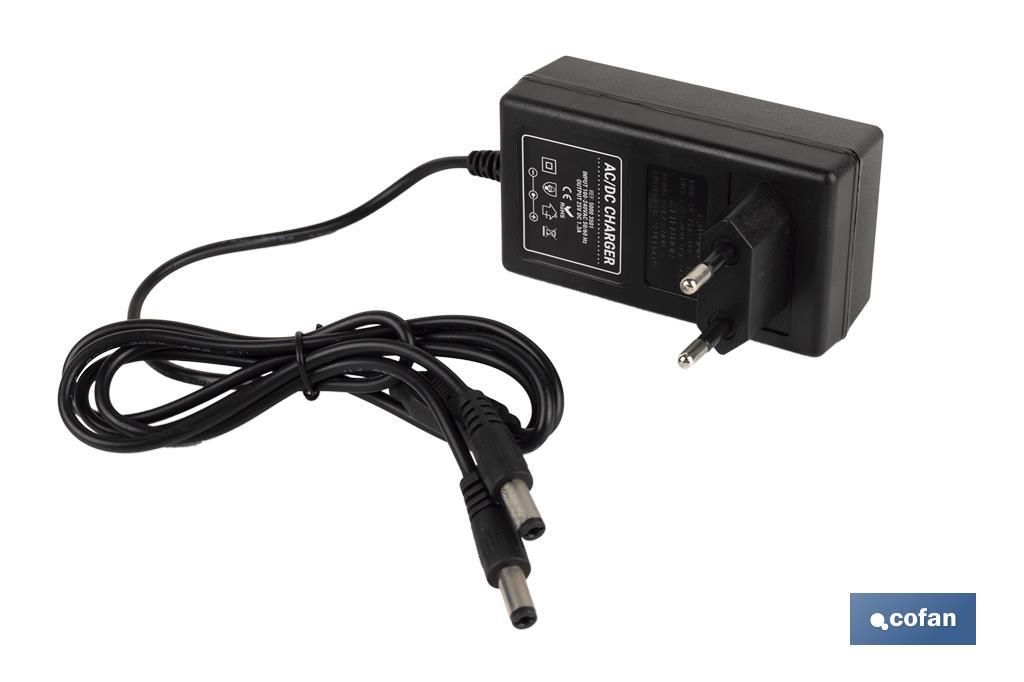 Imagen Adicional de Cargador de Batería para Tijeras de Podar Eléctricas