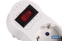 Imagen Adicional de Adaptador triple Frontal Schuko con interruptor