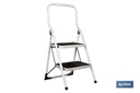Escalera plegable para uso doméstico