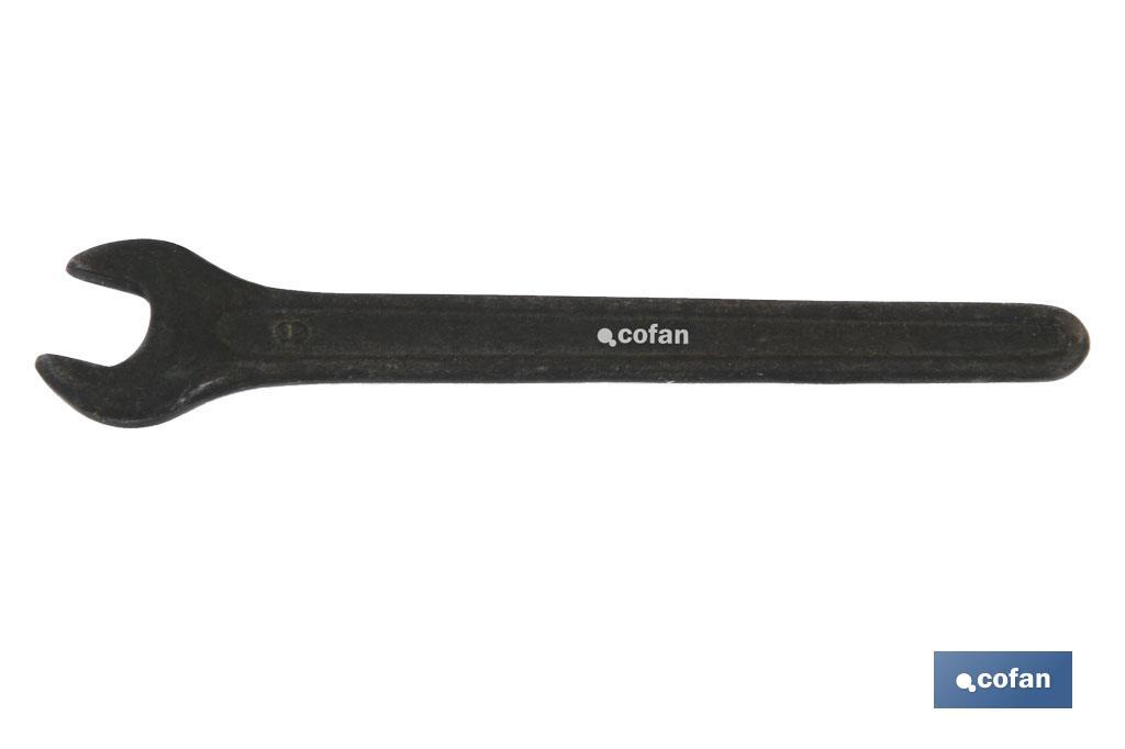 Llave fija una boca reforzada