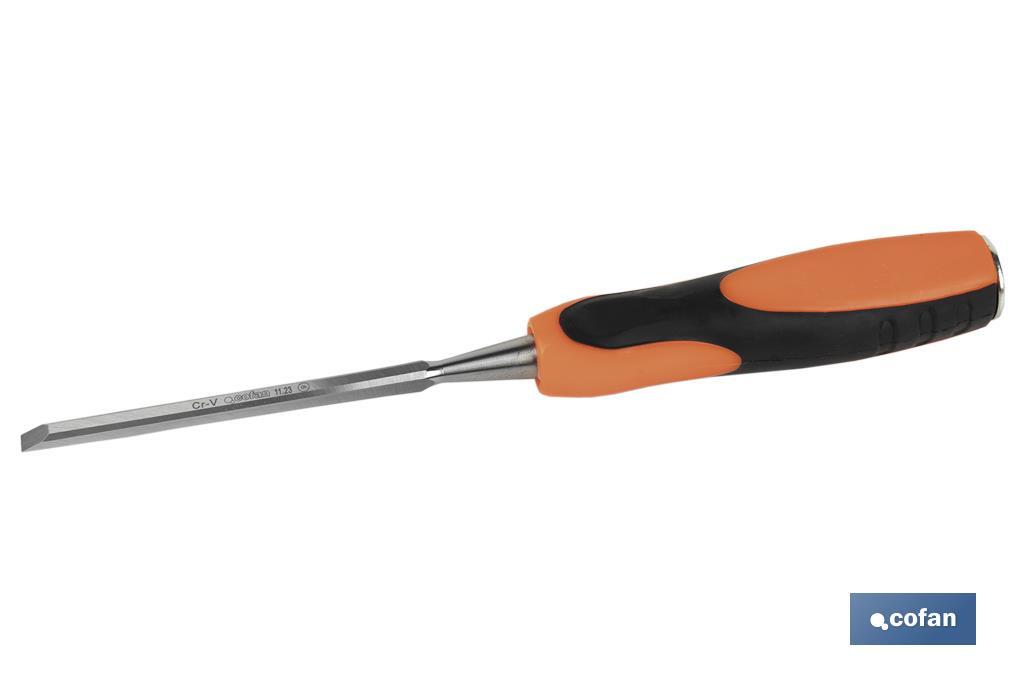 Formón con mango bimaterial para uso profesional