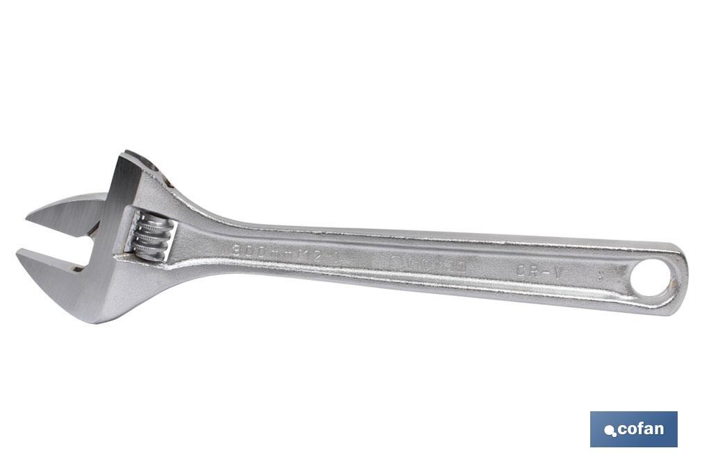 Llave inglesa con moleta central
