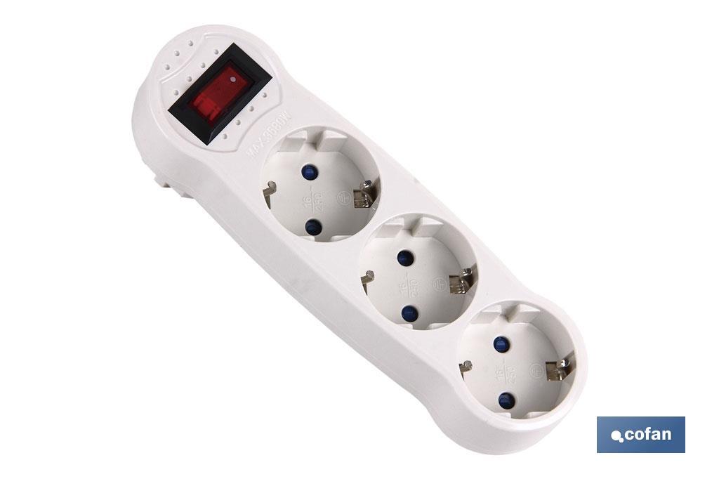 Adaptador triple Frontal Schuko con interruptor