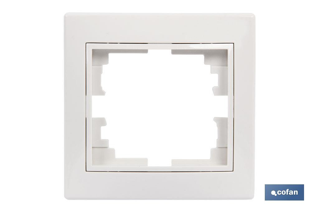 Marco decorativo de mecanismos eléctricos de empotrar