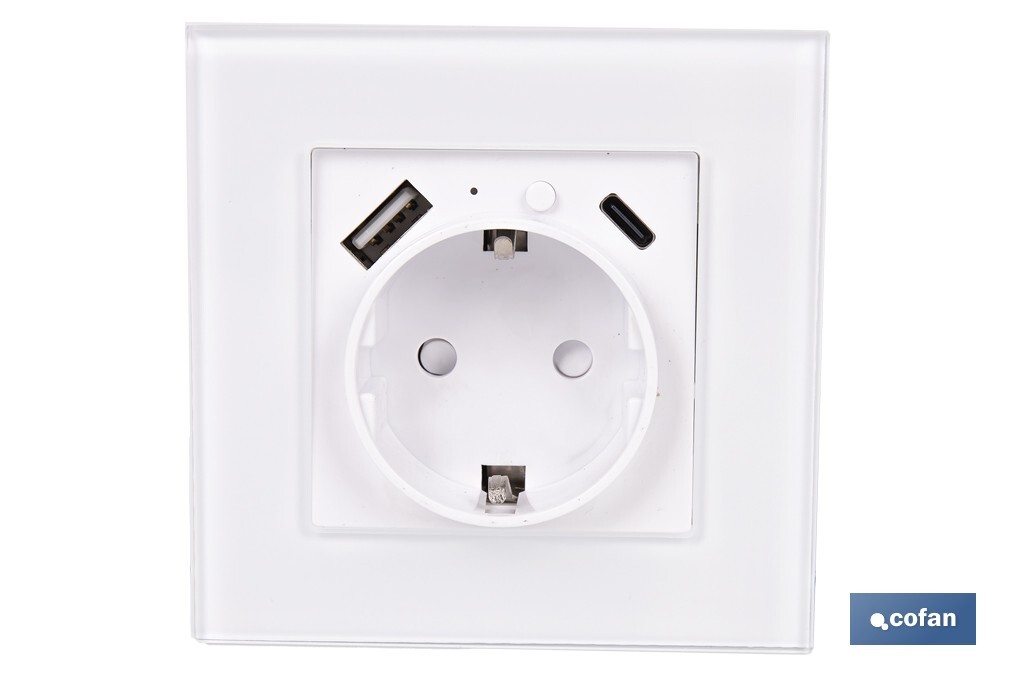 Base de enchufe inteligente con USB y tipo C