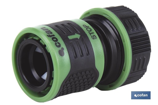 Conector de mangueras de riego