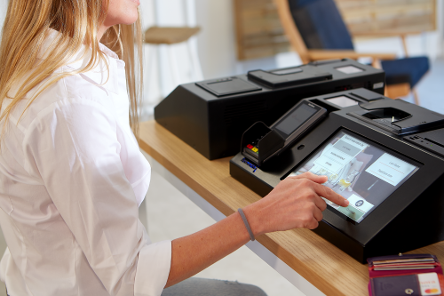 [S-500] ROOMMATIK S-500: AUTO CHECK-IN DE MOSTRADOR